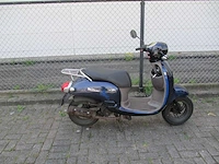 Btc - snorscooter - milano - scooter - afbeelding 8 van  11