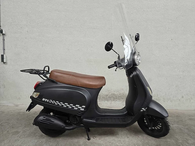 Btc - snorscooter - riva - 4t 25km uitvoering dgr69x - afbeelding 2 van  7