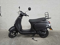 Btc - snorscooter - riva - 4t 25km uitvoering fbz93l - afbeelding 1 van  7