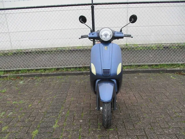 Btc - snorscooter - riva - scooter - afbeelding 3 van  9
