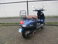 Btc - snorscooter - riva - scooter - afbeelding 6 van  9