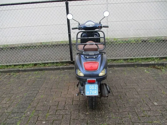 Btc - snorscooter - riva - scooter - afbeelding 7 van  9