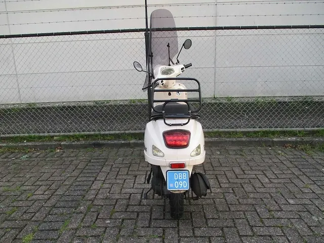 Btc - snorscooter - riva - scooter - afbeelding 10 van  11