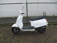 Btc alleen voor onderdelen! - snorscooter - riva - scooter