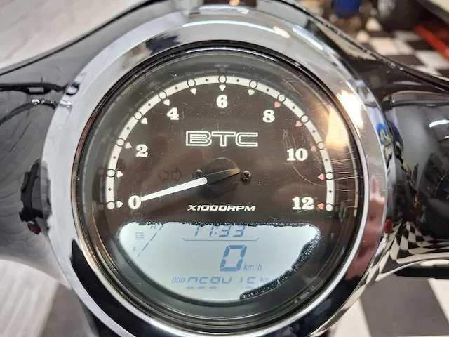 Btc ceo 25 km snorscooter 4takt - afbeelding 4 van  7