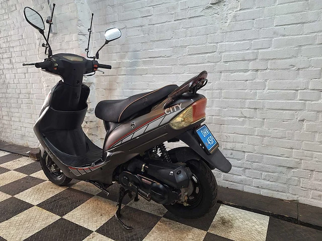 Btc city 25 km snorscooter 4takt - afbeelding 3 van  7