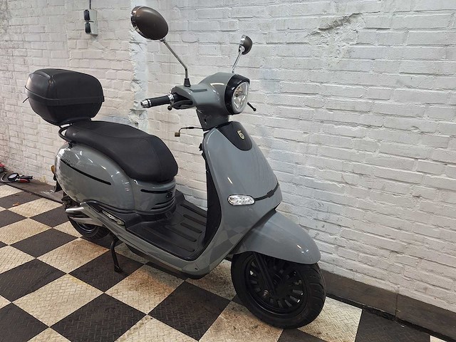 Btc e-cruise 25 km elektrische snorscooter - afbeelding 5 van  6