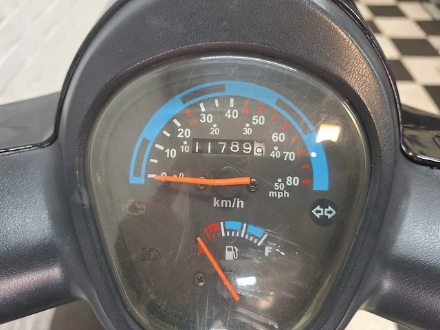 Btc riva 2 45 km bromscooter 4takt - afbeelding 4 van  7