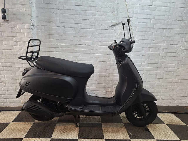 Btc riva 25 km snorscooter 4takt - afbeelding 6 van  7