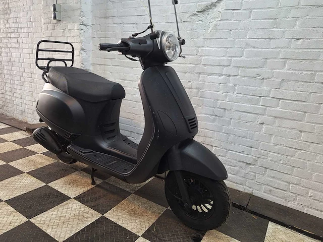 Btc riva 25 km snorscooter 4takt - afbeelding 7 van  7
