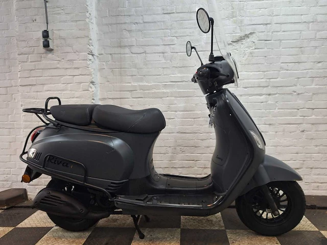 Btc riva 25 km snorscooter 4takt - afbeelding 6 van  7