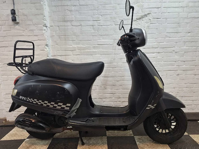Btc riva 25 km snorscooter 4takt - afbeelding 6 van  7