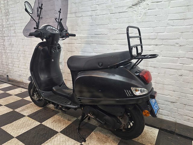 Btc riva 25 km snorscooter 4takt - afbeelding 3 van  7