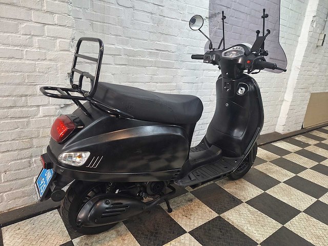 Btc riva 25 km snorscooter 4takt - afbeelding 7 van  7