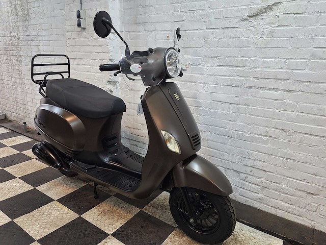 Btc riva 25 km snorscooter 4takt - afbeelding 7 van  7