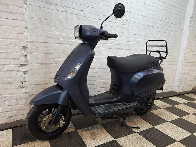 Btc riva 45 km bromscooter 4takt - afbeelding 2 van  7