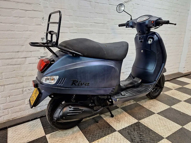 Btc riva 45 km bromscooter 4takt - afbeelding 5 van  7