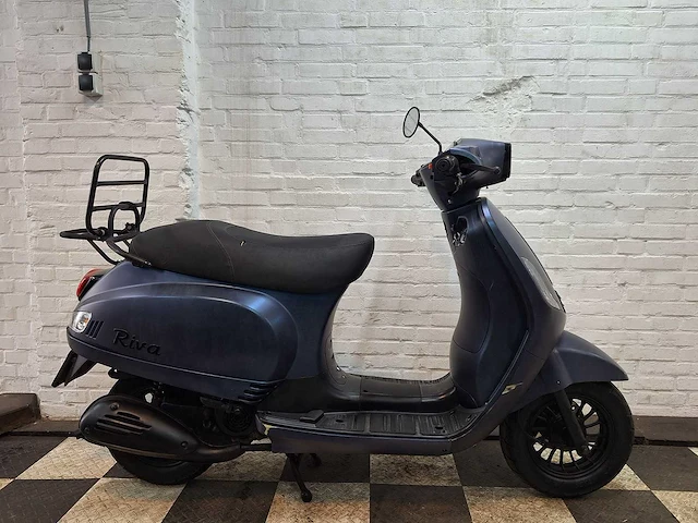 Btc riva 45 km bromscooter 4takt - afbeelding 6 van  7