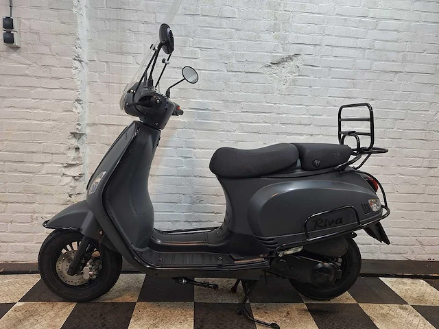 Btc riva 45 km bromscooter 4takt - afbeelding 1 van  7
