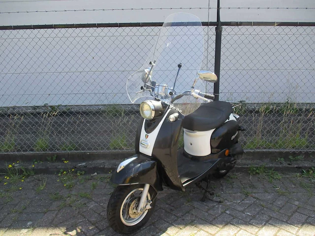 Btm classic - snorscooter - retro bt49qt-11 - scooter - afbeelding 4 van  11