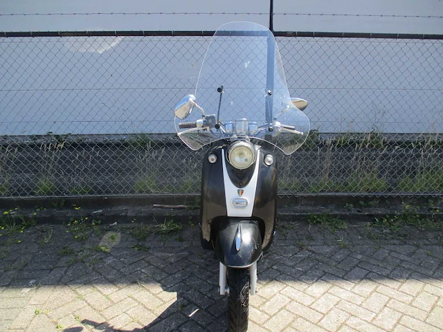 Btm classic - snorscooter - retro bt49qt-11 - scooter - afbeelding 5 van  11