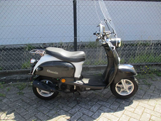 Btm classic - snorscooter - retro bt49qt-11 - scooter - afbeelding 8 van  11
