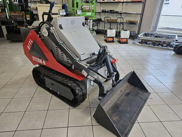 Bttl st28h-6 skidsteer - afbeelding 2 van  24