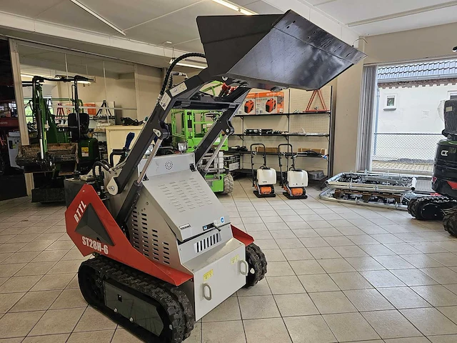 Bttl st28h-6 skidsteer - afbeelding 3 van  24