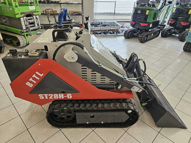 Bttl st28h-6 skidsteer - afbeelding 18 van  24