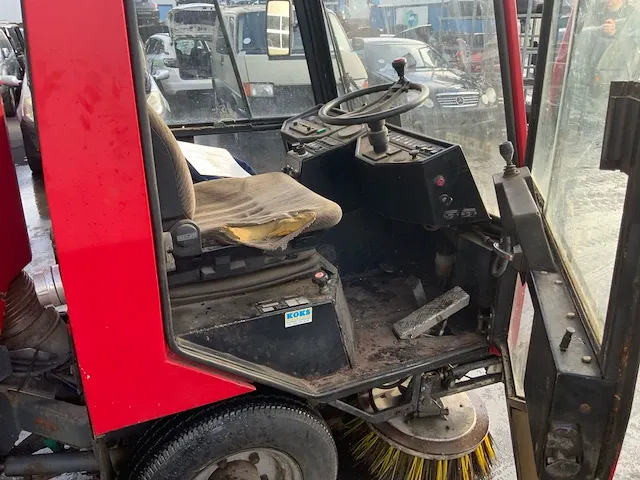 Bucher city cat k-1700 veegmachine - afbeelding 3 van  21