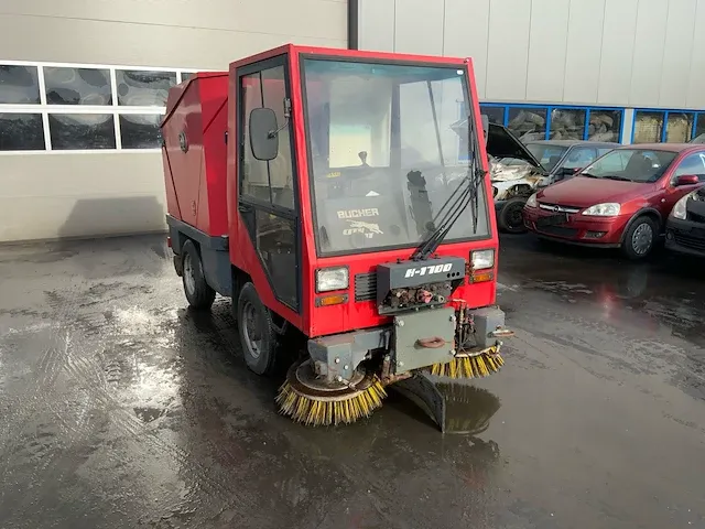 Bucher city cat k-1700 veegmachine - afbeelding 1 van  21
