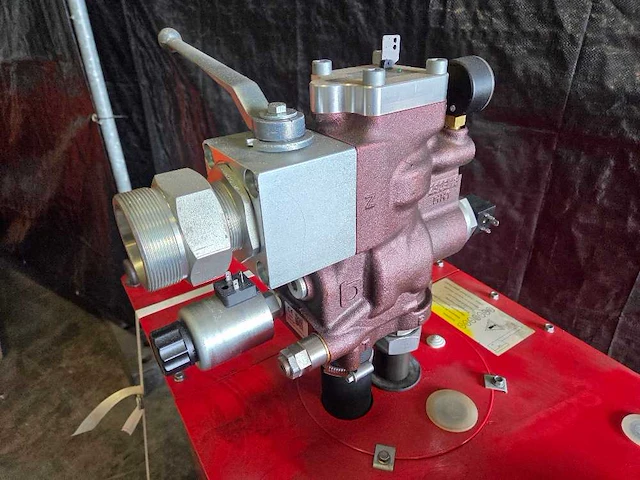 Bucher hydraulics - 2018 - saturn beta ud 350 - hydraulisch aggregaat - afbeelding 5 van  7