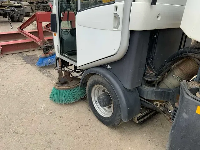 Bucher / koks citycat cc-2020 veeg-/zuigmachine - afbeelding 29 van  33