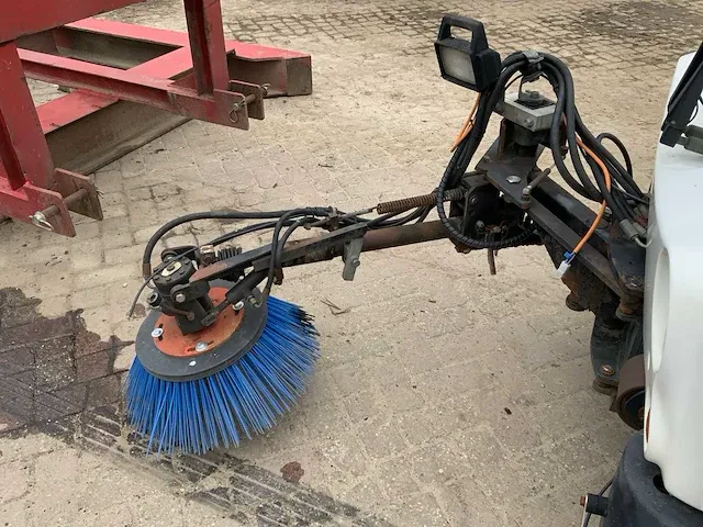 Bucher / koks citycat cc-2020 veeg-/zuigmachine - afbeelding 32 van  33