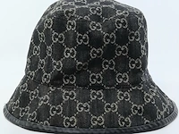 Buckethat, maat l gucci