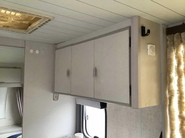 Buerstner - caravan - afbeelding 8 van  28