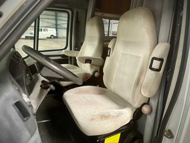 Buerstner t604 230glmaa camper, n-237-lx - afbeelding 12 van  15