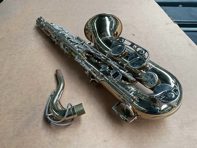 Buescher aristocrat 200 usa saxofoon - afbeelding 1 van  6