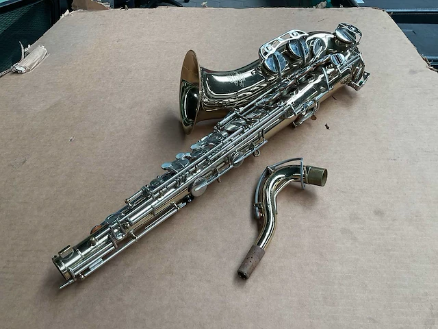 Buescher aristocrat 200 usa saxofoon - afbeelding 4 van  6