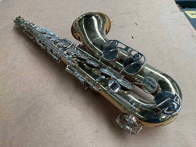 Buescher aristocrat 200 usa saxofoon - afbeelding 1 van  6
