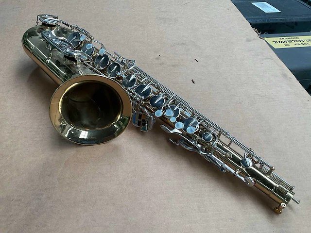 Buescher aristocrat 200 usa saxofoon - afbeelding 3 van  6