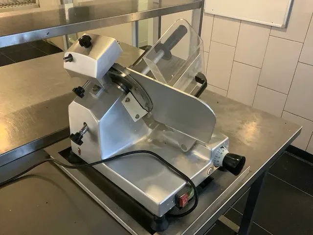 Buffalo snijmachine - afbeelding 2 van  2