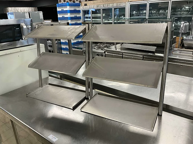 Buffet etagères (2x) - afbeelding 1 van  4