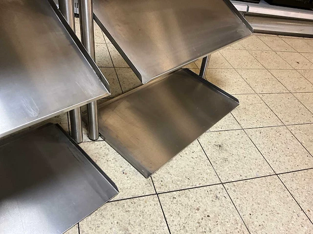 Buffet etagères (2x) - afbeelding 4 van  4