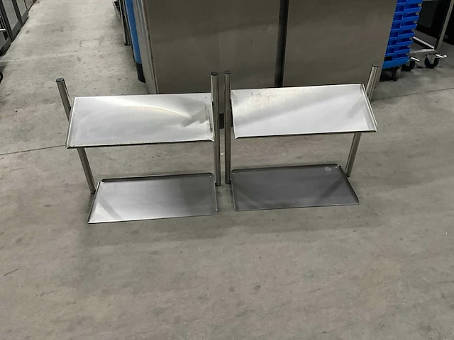 Buffet etagères (2x) - afbeelding 1 van  5