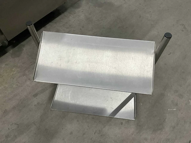 Buffet etagères (2x) - afbeelding 5 van  5