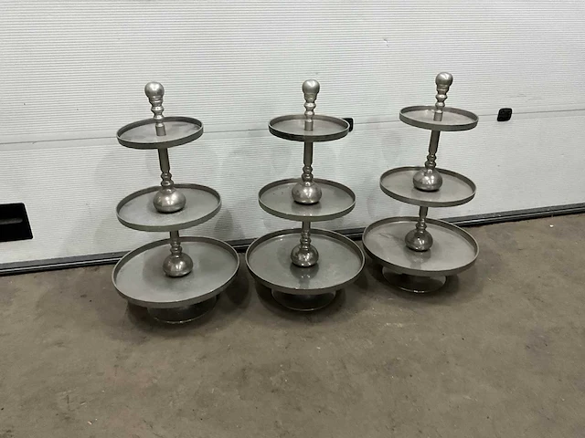 Buffet etagères (3x) - afbeelding 1 van  5