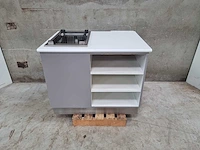 Buffetkast voorzien van dienbladen- / borden dispenser - afbeelding 4 van  4