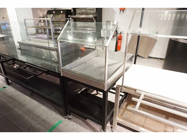 Buffetopstelling 4m - afbeelding 2 van  9