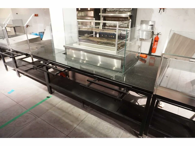 Buffetopstelling 4m - afbeelding 3 van  9